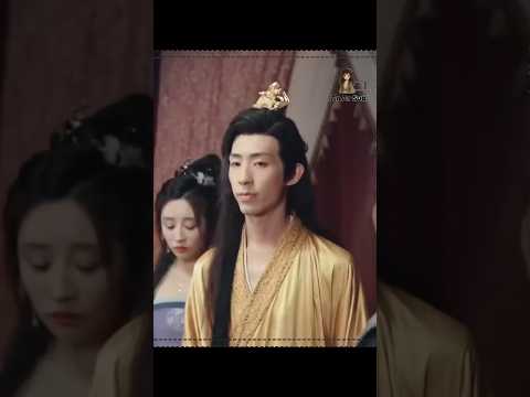 đang chén thì xuyên không thành hoàng tử ai ngờ lại được sống xa đoạ chén hết gái hậu cung