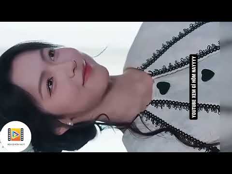 CHỦ TỊCH NHÌN THẤY LY NƯỚC CỦA CÔ GÁI CÓ VẤN ĐỀ NÊN ĐẾN CỨU VÀ NÊN DUYÊN VỚI VÔ TRON BỘ