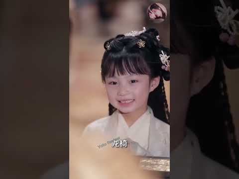 Cha mê yêu đương, con gái gánh vác cả giang sơn