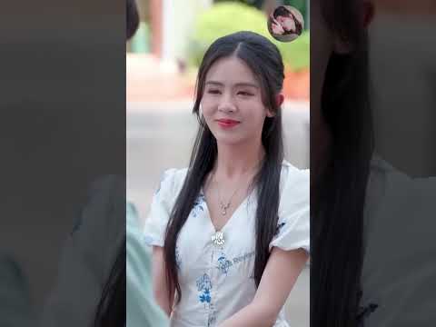 Bé con đáng yêu sở hữu thân phận bí ẩn