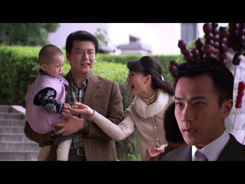 chồng cũ thoát chết trở về, về thấy vợ con đã theo đại gia, ảnh khóc như mưa như gió luôn!