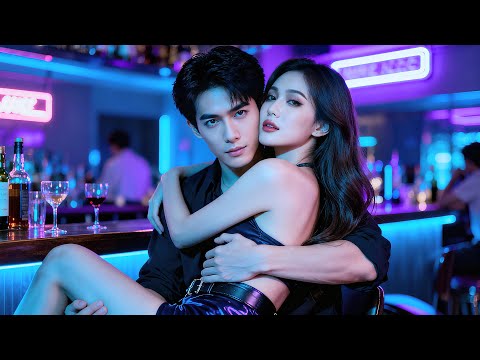 Tổng Tài Ế 30 Năm Lại Bị Cô Gái Say Rượu Cướp Đi Lần Đầu! Không Ngờ Cô Lại Chính Là Crush Năm Xưa