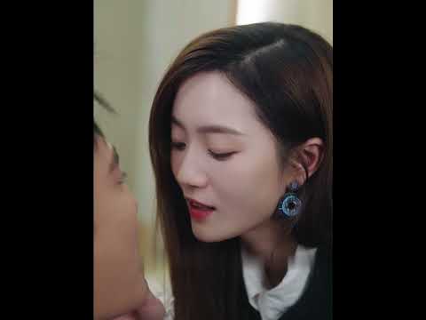 Tổng Tài Giả Tàn Phế Bị Cả Gia Tộc Khinh Thường, Đứng Dậy Cùng Vợ Hợp Đồng Báo Thù Cực Gắt