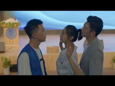 Cô gái chê bạn trai giao hàng, ai ngờ bạn trai là thiếu gia lái siêu xe đến đón!